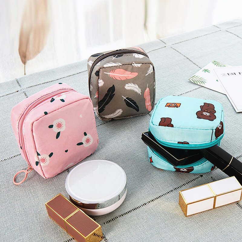 PURDORED 1 Pc Cartoon Mini Cosmetic Bag Waterproof Women Makeup Bag Travel Makeup Pouch Lipstick Organizer Case Trousse Neceser