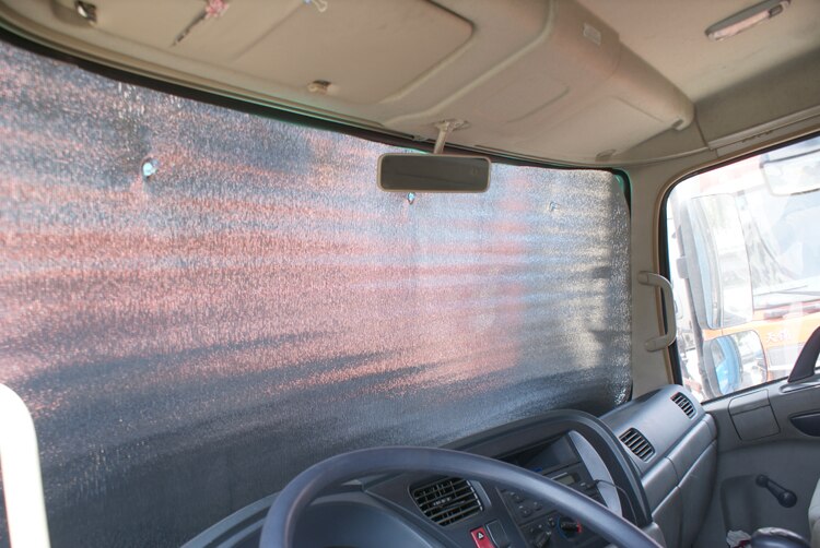 Grande caminhão com sombrinha protetor solar isolamento placa colarinho Kangrui H1H2 gold cup Jianghuai Kangling MRT ace 757