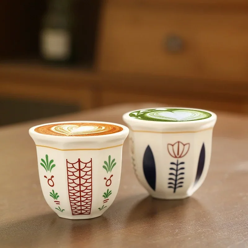 180 ml/250 ml Espressokopjes Art Bloempatroon Verbrandingsbeveiliging Latte Koffiemokken Hand Held Keramiek Kopjes cappuccino Theekopje Kerstcadeau