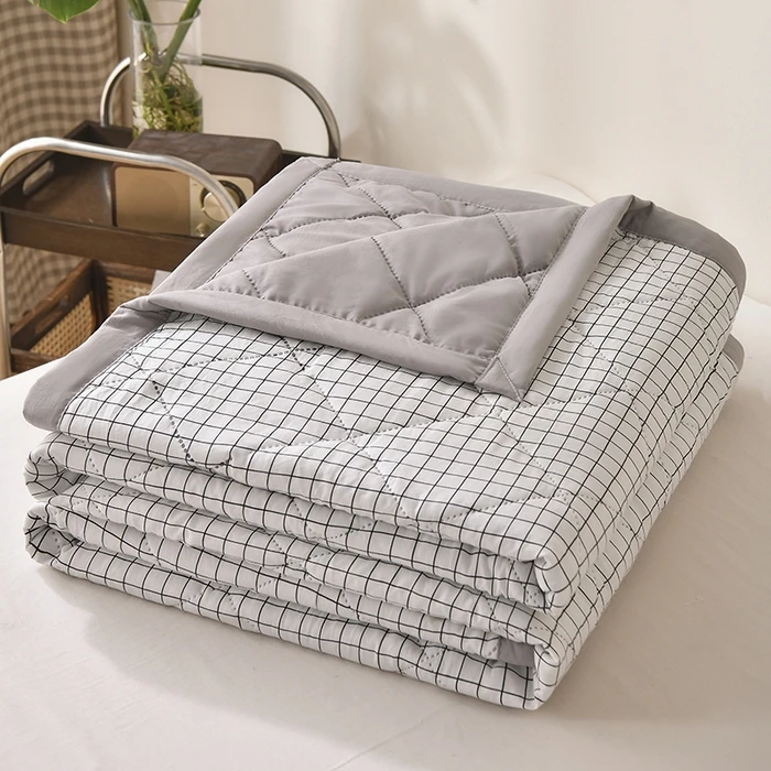 Striped checkered summer thin blanket skin friendly printed summer cool blanket air conditioning blanket thin core: King / army green