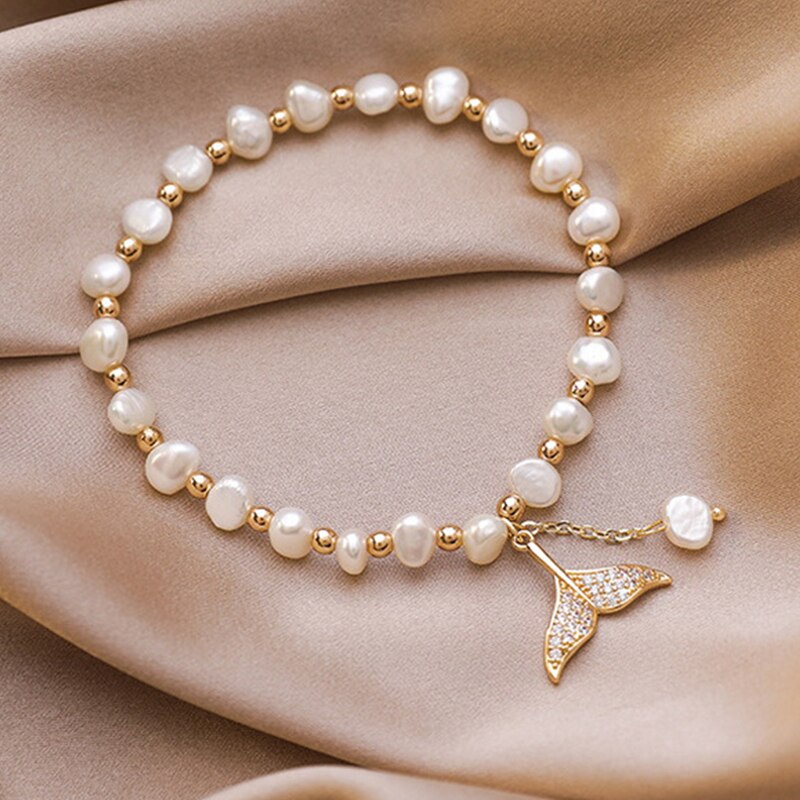 Einfache Nachahmung Perle Armbänder Temperament Schmetterling Blumen Biene Anhänger Armbinde Für Frauen Mädchen Party Bankett Charme Schmuck