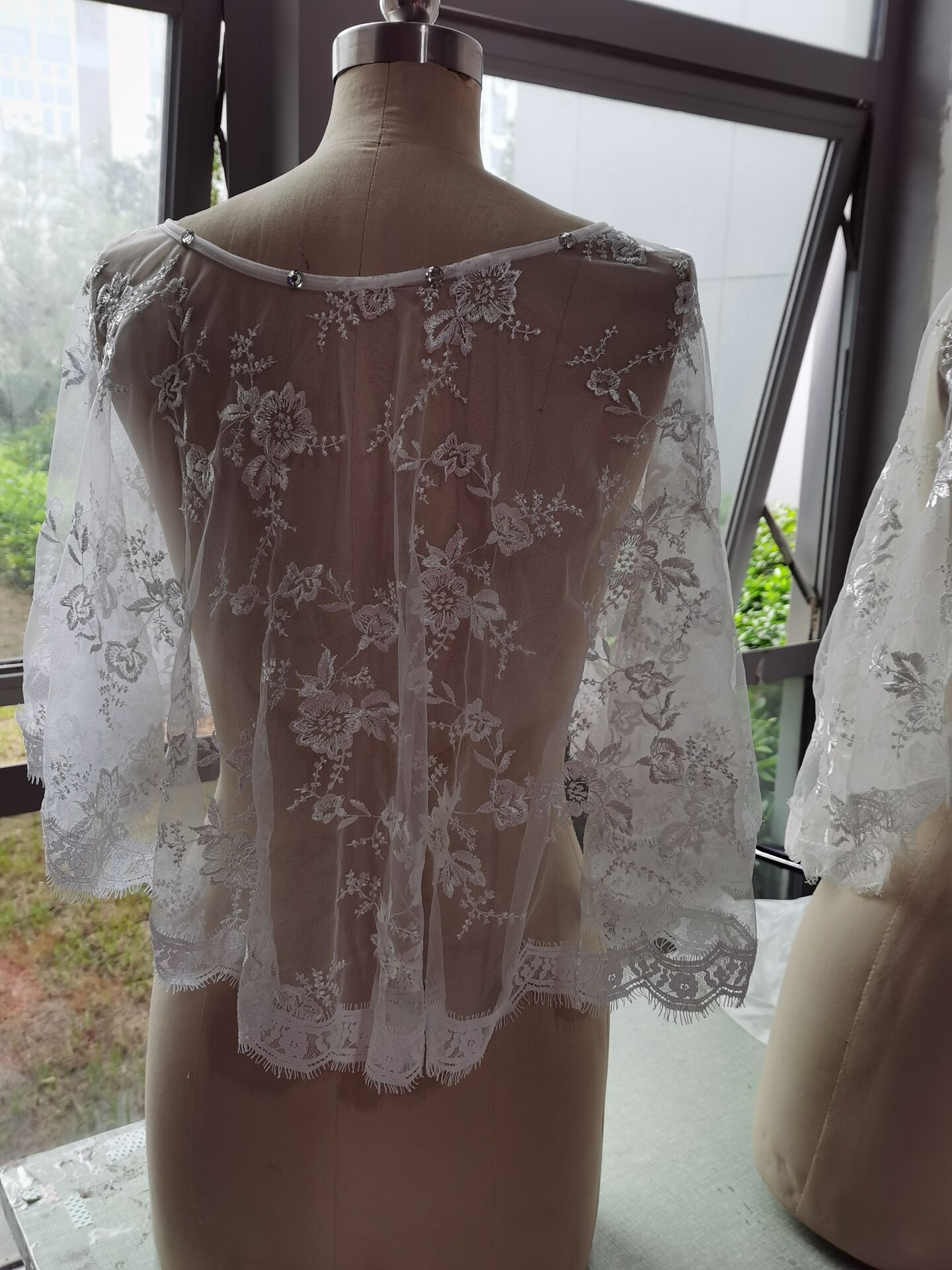 Bruiloft Cape Kant Bruids Jassen Elegante Shawl Wit Ivoor Shrugs Voor Bruid Kralen Hals Bruid Wrap