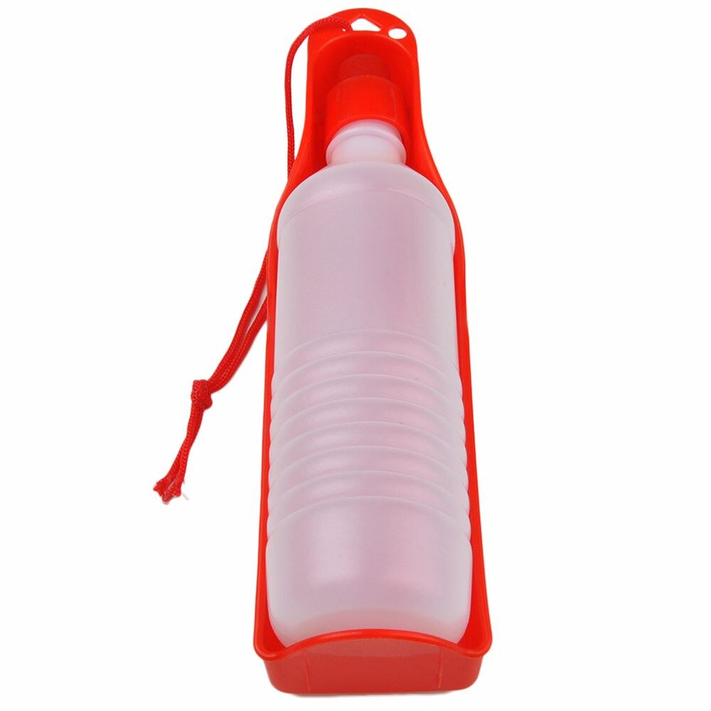 250ML/500ML Dog Water Bottle Portable Plastic Pet Dot Feeder Food Container Outdoor Walking Travel Pet Drinking Water Feeder: Red / 500ML
