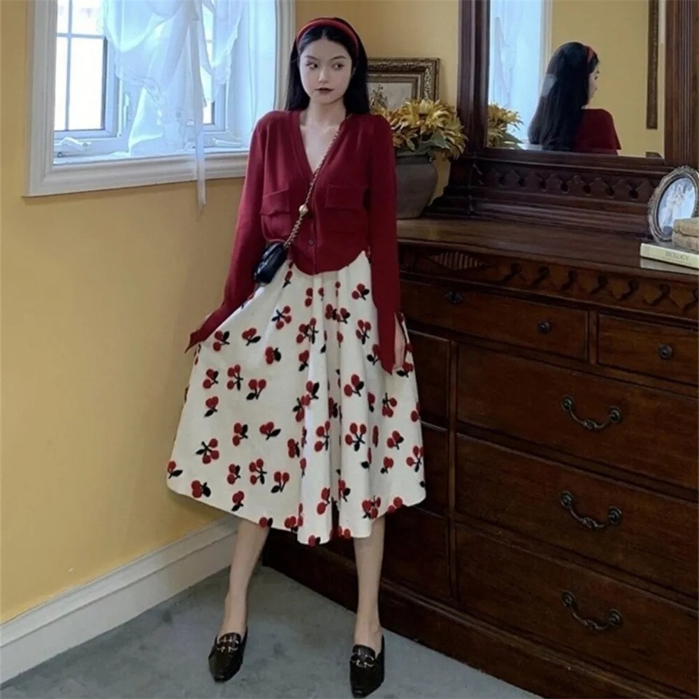 Kerst Zoete 2 Stuks Set Rode Gebreide V-hals Lange Mouwen Slits Trui Vest + Cherry Print Abrikoos Geplooide Maxi Rok vrouwen Pak