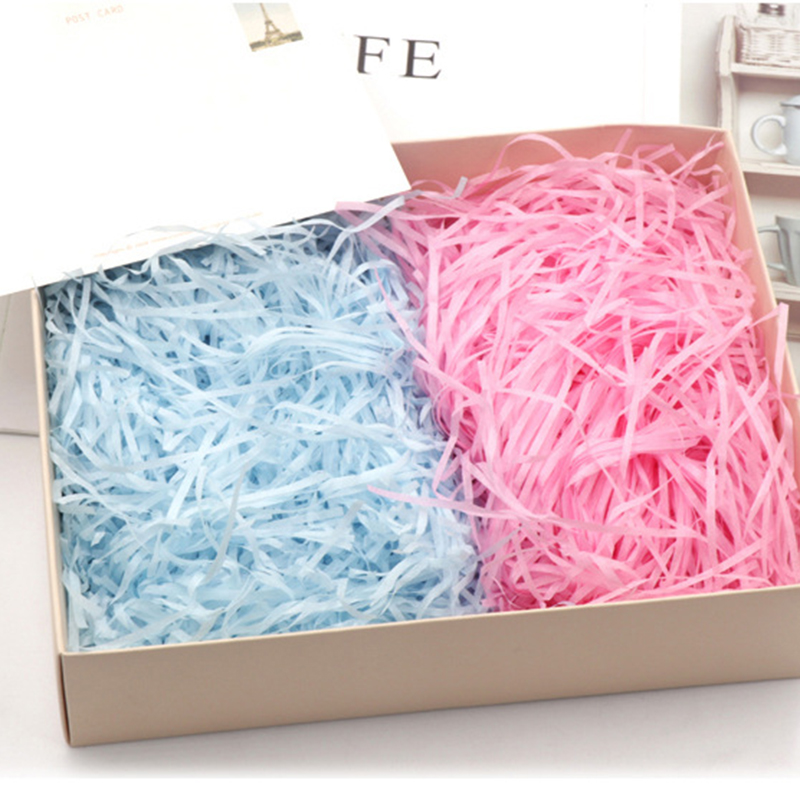 50g/ poser med strimlet raffiapapirfyllstoff, fargerikt raffiastrå til fylling av esker, bryllupsfestemballasjedekorasjon