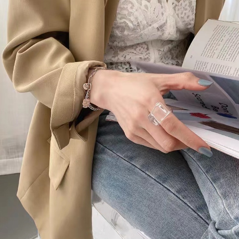 AOMU 1Stck Neue Korea Jahrgang transparent Harz Ringe schick Bunte Acryl Geometrische Unregelmäßige Ring für Frauen Schmuck