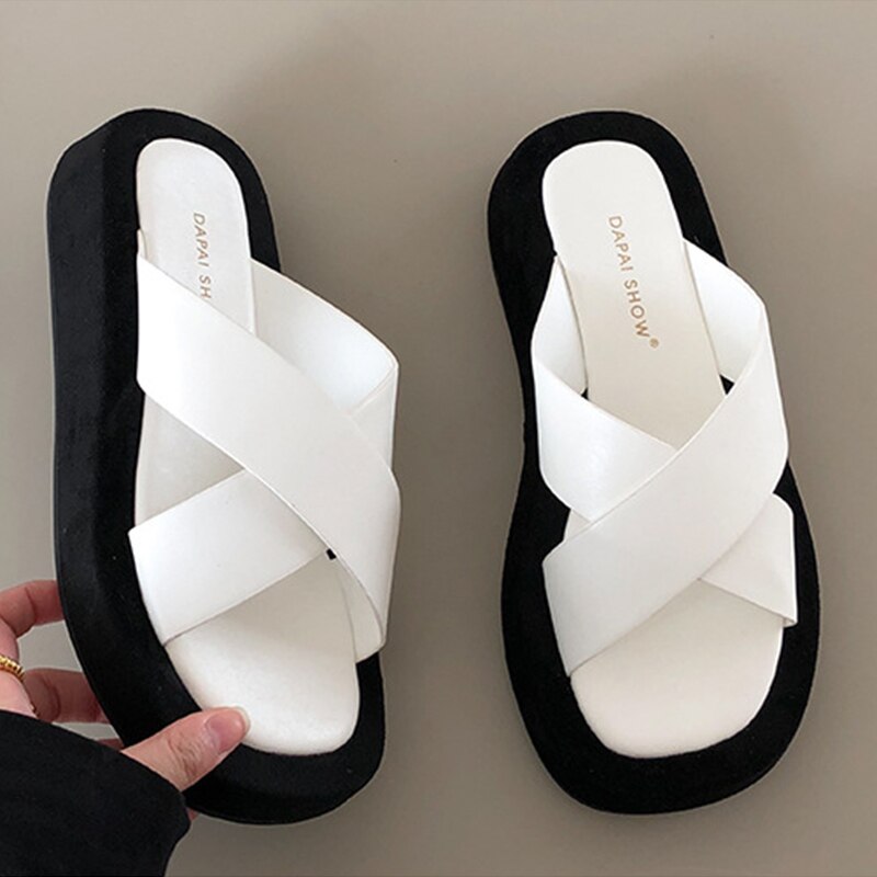 Gemengde kleuren kruisband hoogte toenemende dames sandalen verhoogde schoenen dames slippers net celebrity slip on dames sandalen