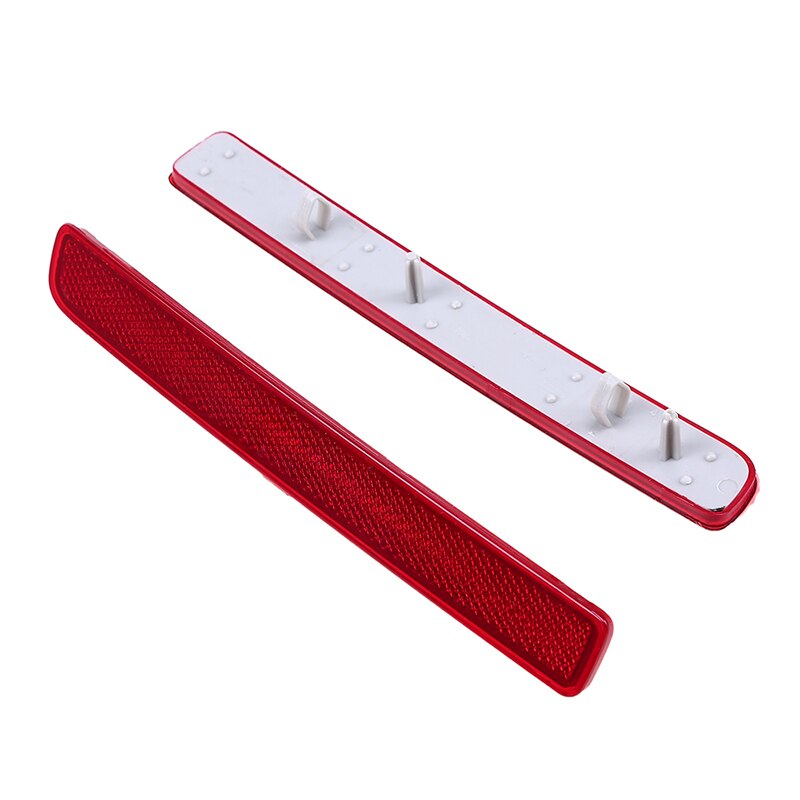 POSSBAY Red Lens Car Rear Bumper Reflector Red for Land Rover Discovery 3 2004 Warning Strip Car Reflector Red
