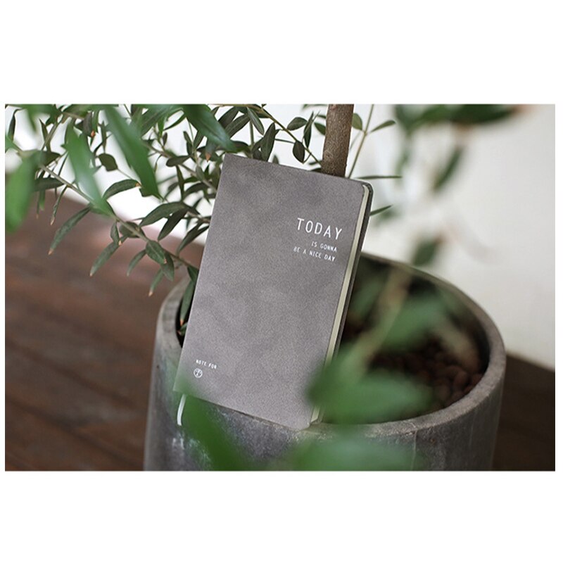 365 Days Notebook Agendas Diary Monthly Weekly study Planner Organizer Paper Note HandBook and Journals DIY book: Gray