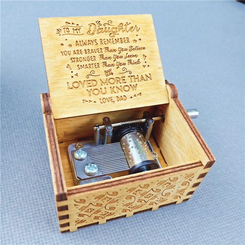 Mom's Day Engraved Wooden Music Box You Are My Sunshine -Hand Cranked Wood Music Box Christmas To Mom Daughter