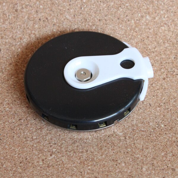 Guitar Tuner With Case 13 Tone Note Key Chromatic C-C Pitch Pipe with Case Guitar Tuner Tuning Bass Guitar Tuner Pitch Pipe