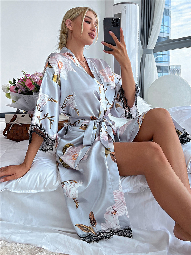Peignoir Satin Femme – Manches Évasées à Volants avec Ceinture Élégante main image 1
