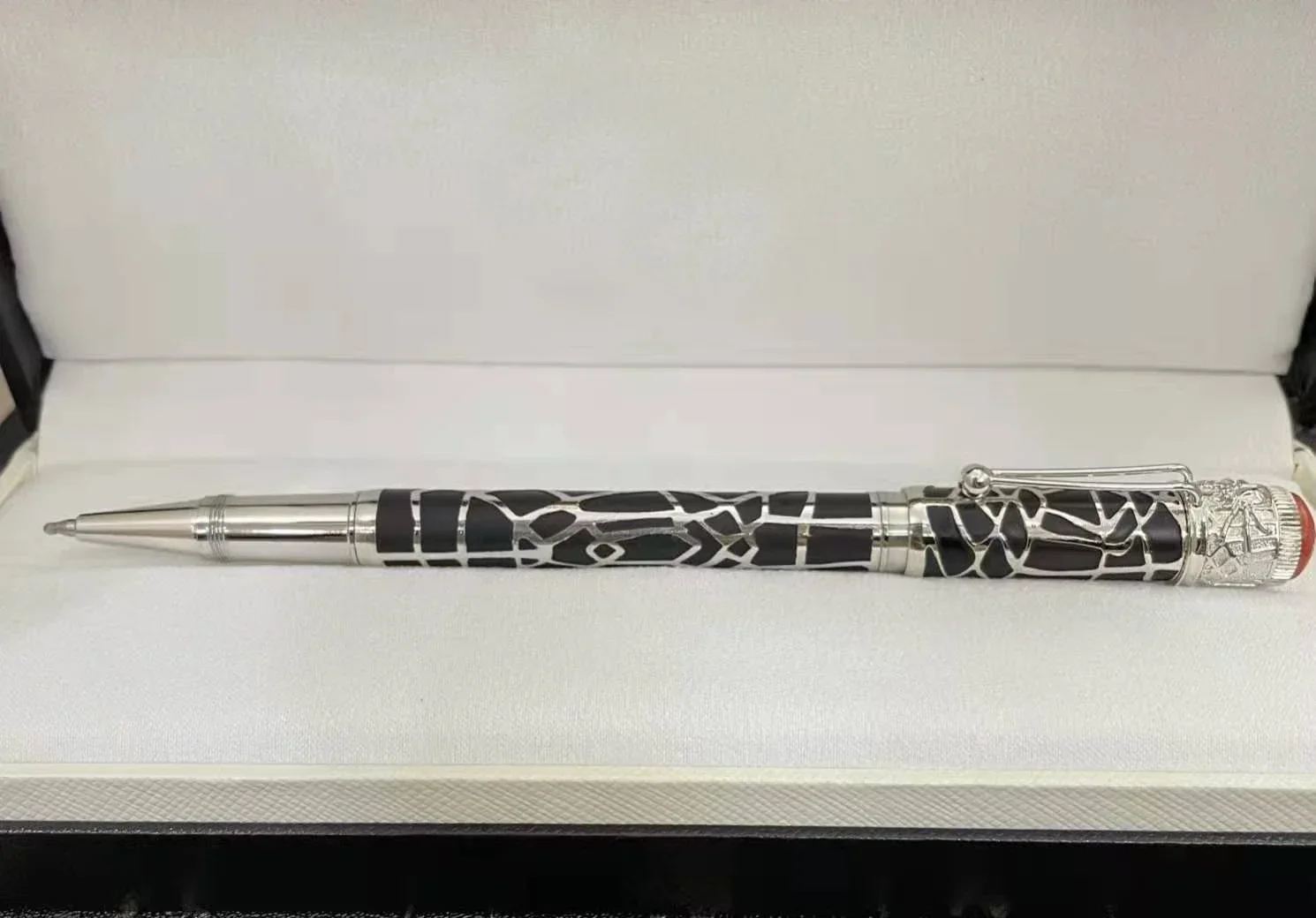 Luxury Spider Web Pattern Barrel Black Red Roller ball Pens Fountain Pen for Writing shoocl pen: WHITE / OBB