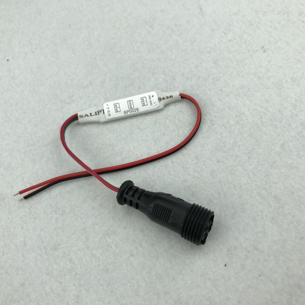 SP002E;LED pixel controller with 13.5mm female 3 core connector output;DC5-24V input;supports WS2811/WS2812/UCS1903/TM1804 etc