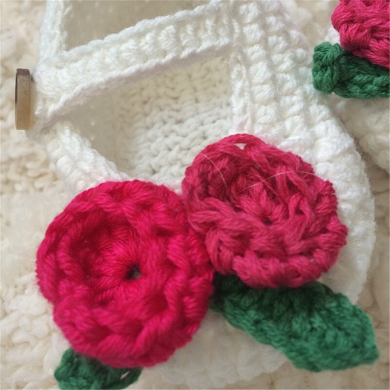 Qyflyxuecrochet bebê sandálias bege tan branco marrom com flor crochê sapatos de verão do bebê menina sandálias de crochê tan do bebê