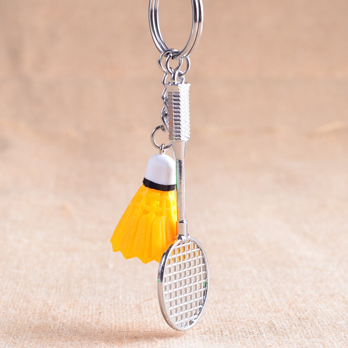 Mini Metal Badminton Racket Key Ring Souvenir Cute Badminton Racquet Ball Key-chain Sports Chain 5 Colors L753OLE: yellow