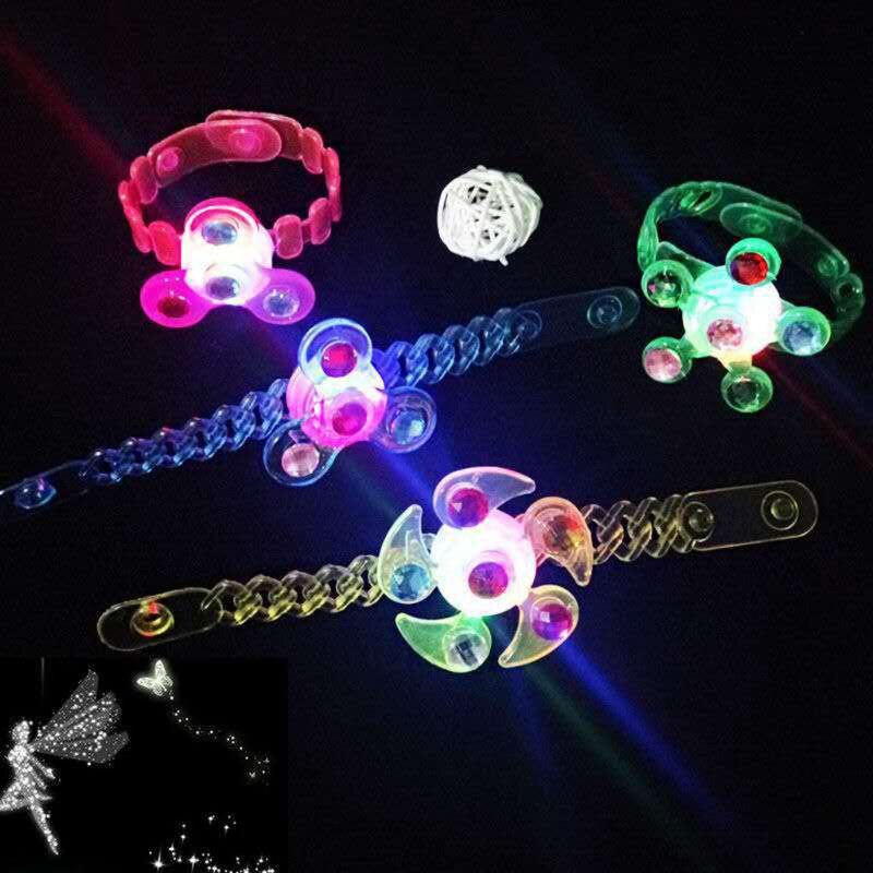 26 stücke LED Blinkt glühen Armbänder Drehung Spielzeug Geburtstag Gastgeschenke für freundlicher 63er