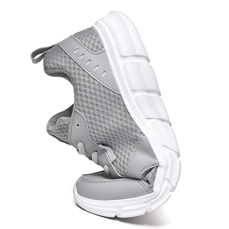 Zomer Mannen Schoenen Ademend Lichtgewicht Goedkope Mesh Mannen Casual Schoenen Strand Water Schoenen Zomer Sneakers Mannen Plus Size