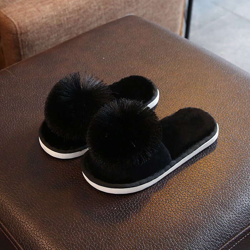Herfst Pluche kinderen Slippers Meisjes Mode Fleece Thuis Indoor Non-slip Slippers Effen Slippers Kids Maat 26-35 leuke
