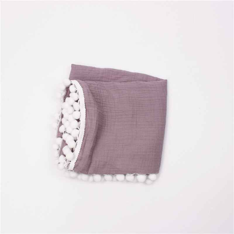 Mousseline Baby Inbakeren Deken Met Pom Poms Katoen Gaas Inbakeren Wrap Voor Baby &#39;S Pasgeborenen Ontvangen Dekens Baby Douche: Purple