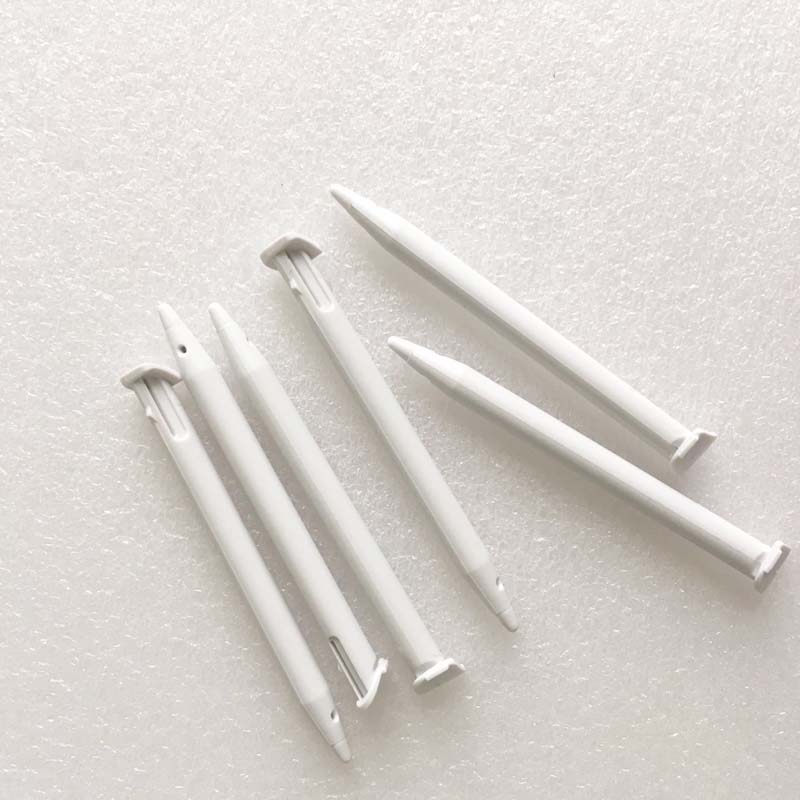 Stylet en plastique noir et blanc pour écran tactile, pour Nintendo 2DS XL LL, nouvelle version: white