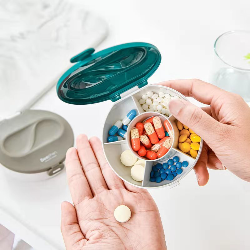 Bærbar lille pilleæske én uge medicin stor kapacitet dispenserende opbevaringsboks bærbar opbevaring mini forseglet rum æske