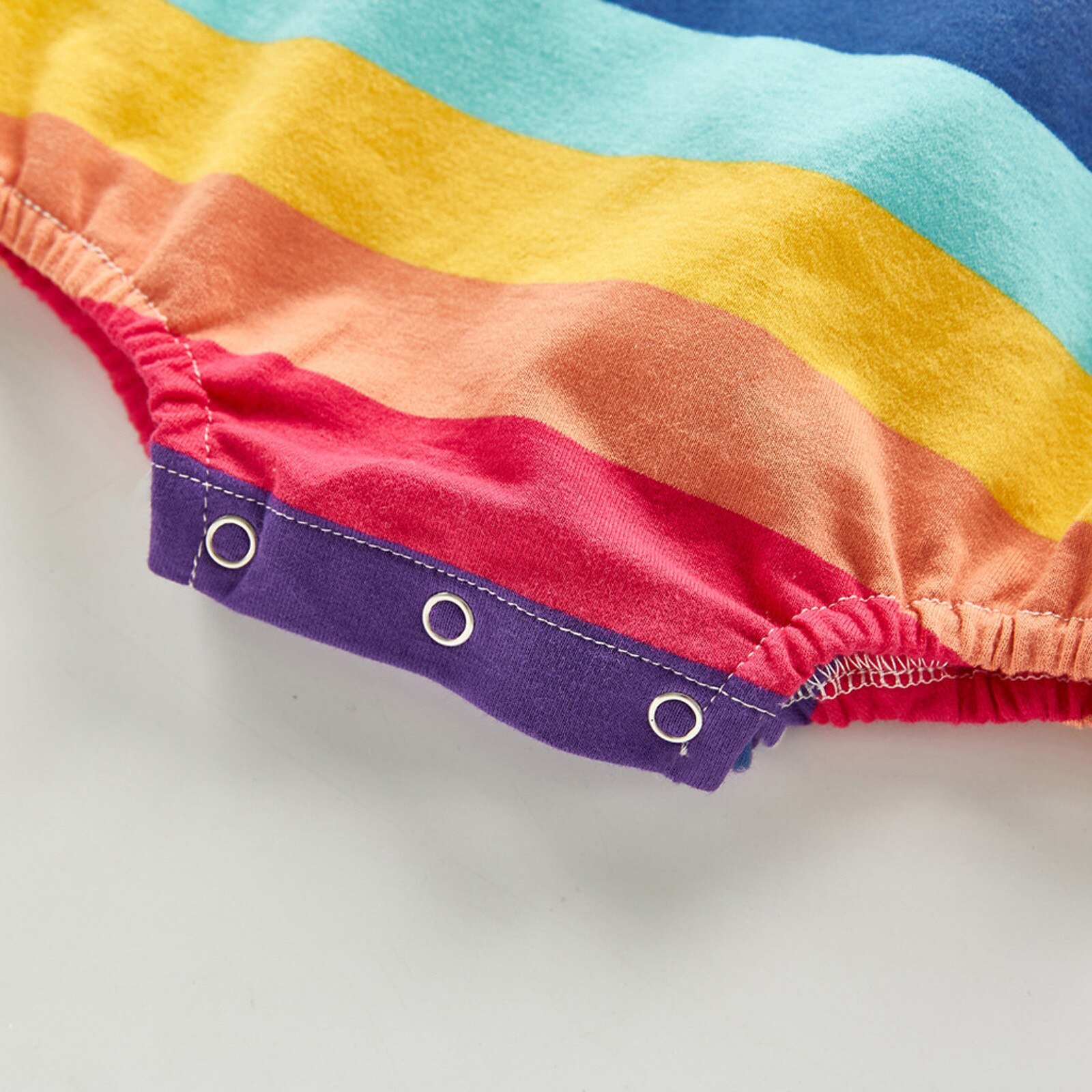 Pelele de manga larga para bebé, mono de arcoíris con cuello para niña, pelele triangular cómodo de 0-3 años