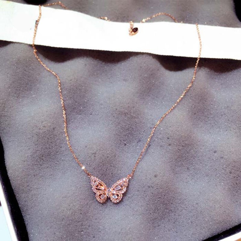 Vintage Metallic Gold Chain Butterfly Pendant Necklace Butterfly Pendant Women Ladies Necklace Jewelry for Valentine's Day