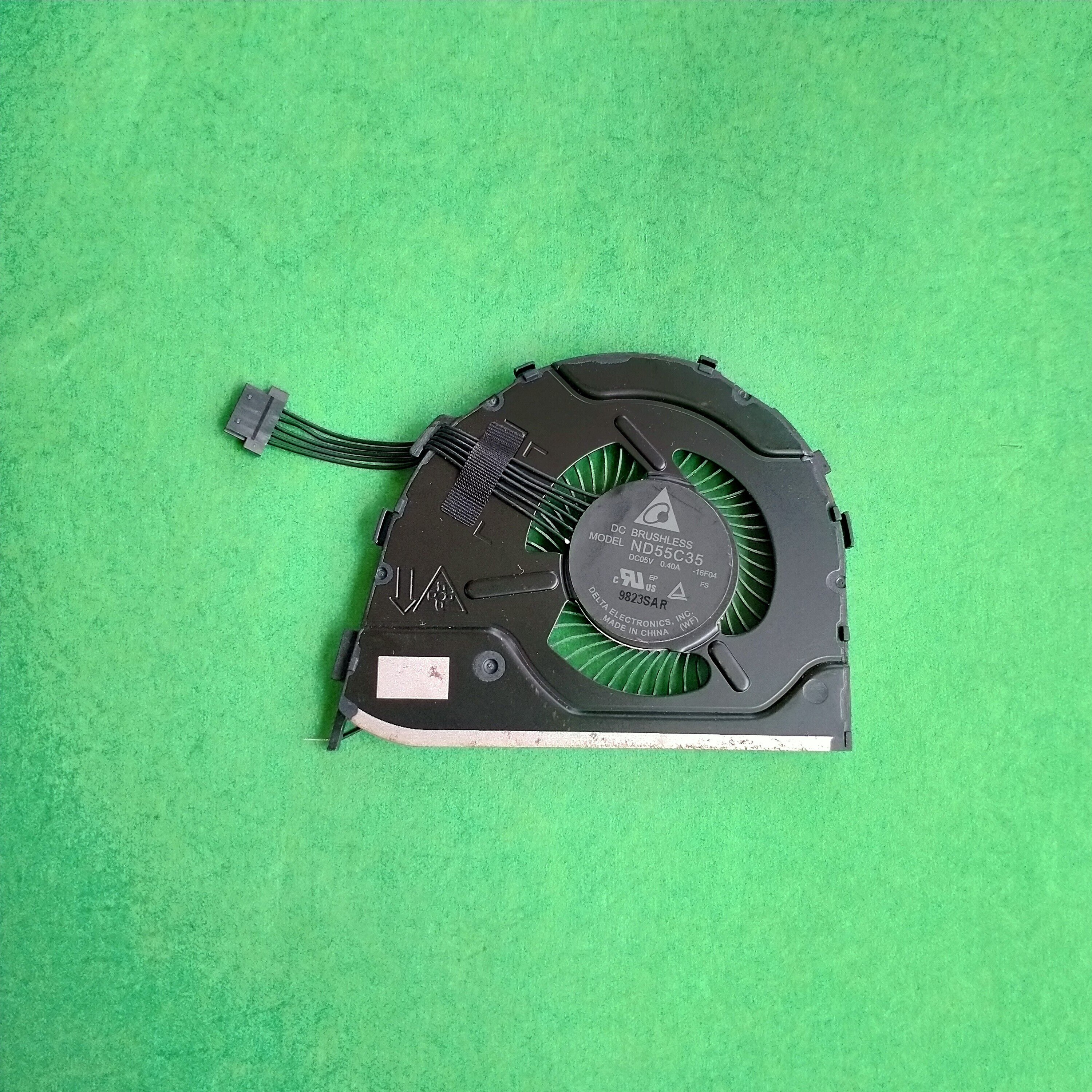 Ventilador enfriador de CPU/disipador de calor para Lenovo ThinkPad S1 Yoga 260/370 X380 EG50050S1-CA10-S9A ND55C35-16F04 01HW758 01HW757 radiador: Fan New