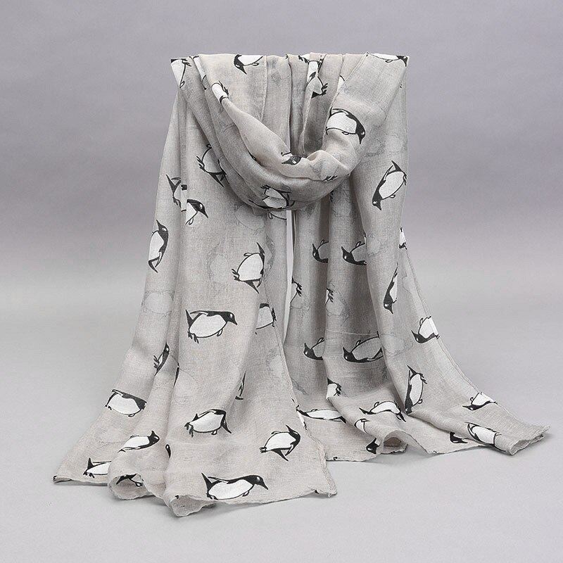 1Piece 180x90cm White Light Gray And Navy Blue Bottom Print Black And White Penguin Rectangular Bali Scarf: 3