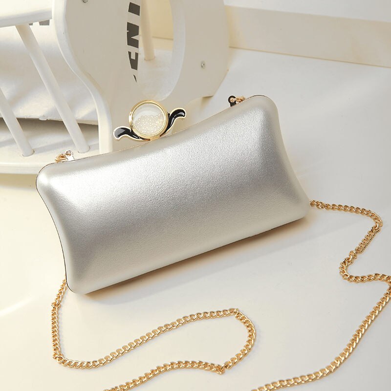 Lykanefu kvinnor kväll väska box clutch handväska kvinnor väska guld dag clutches med kedja damer bröllop handväska för telefon: Silver-