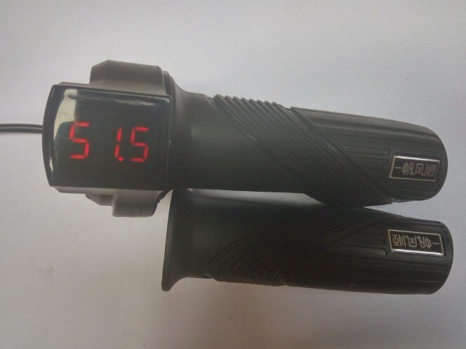 Twist throttle met digitale display 12-84v voor elektrische scooter onderdelen bike accessoire driewieler rolling stuur MTB voltmeter: black 1
