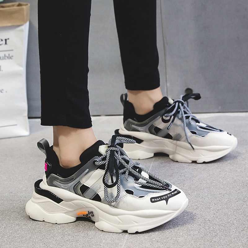 Ins sneakers kvinner trendy chunky dad sko lisser platåsko farge matchende cross-bundne joggesko tenis chaussures 35-43