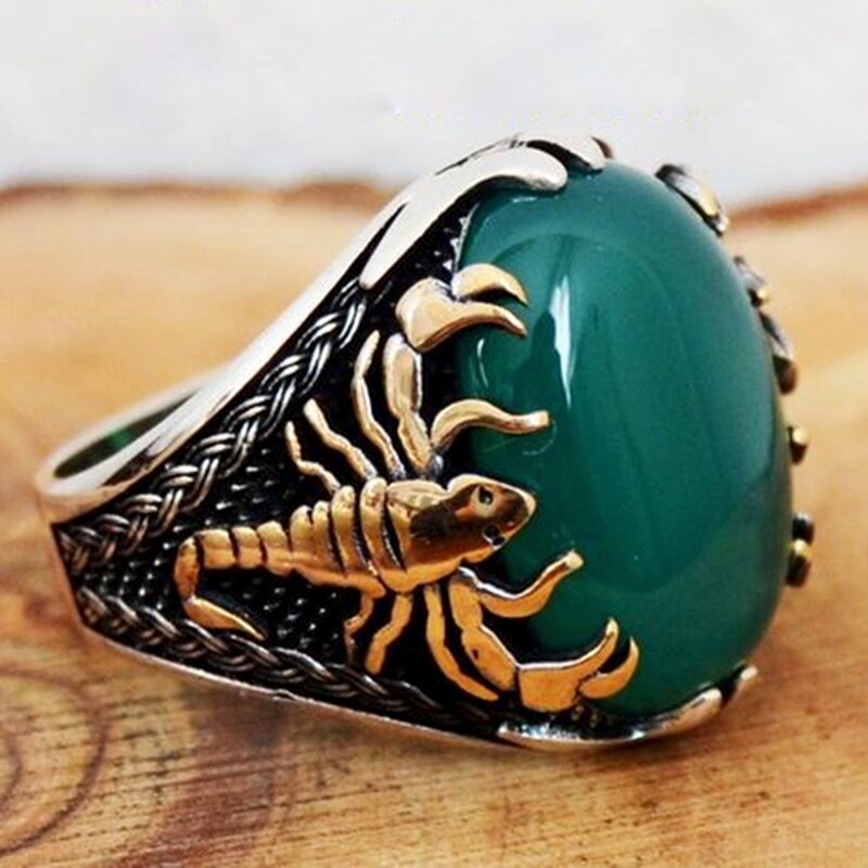 Retro Scorpion Men&#39;s Ring Ancient Silver Color Golden Animal Inlaid Crystal Male Metal Ring for Party Jewelry Accessories