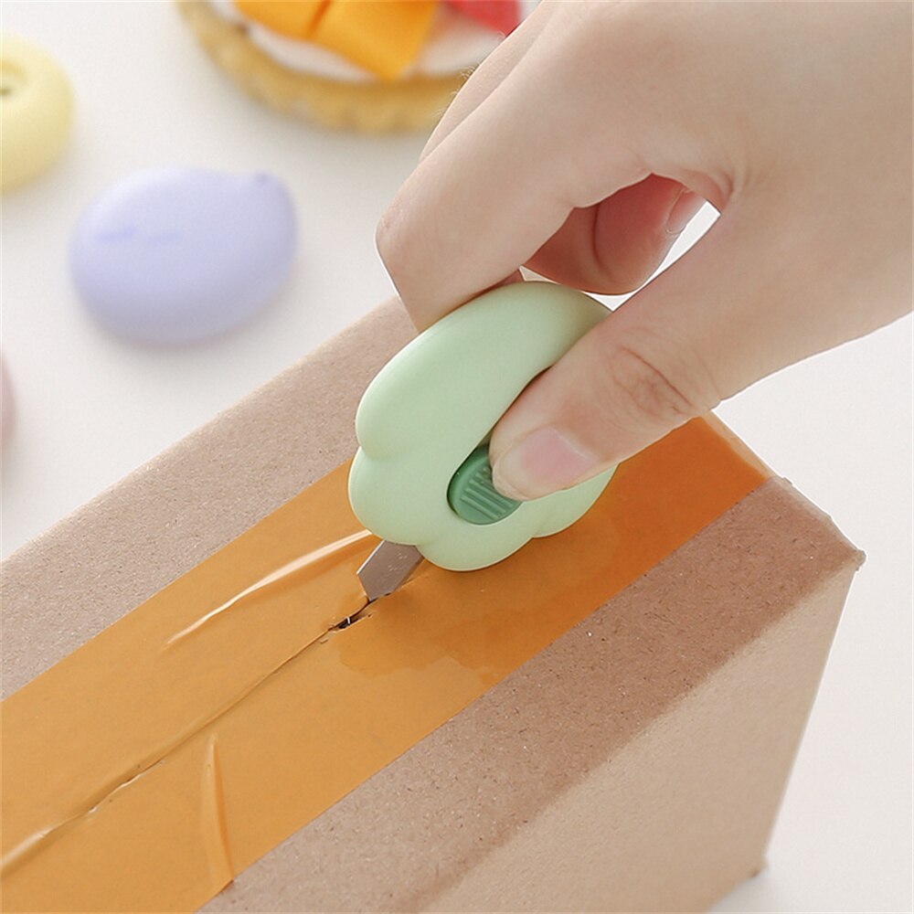 1Pc Kawaii Kat Poot Utility Mes Intrekbare Papier Cutter Express Doos Opener Snijmes School Stationery Office Supplies