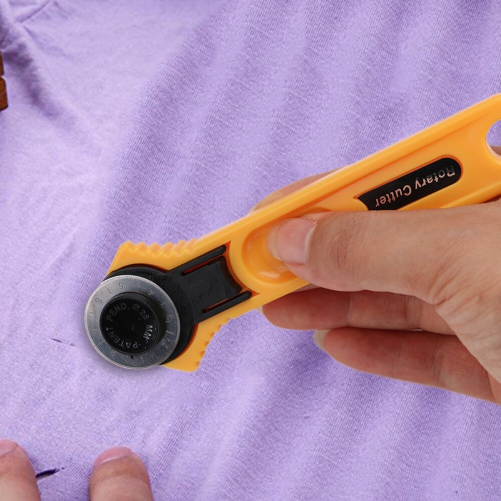28MM Circular Rotary Cutter Knife Safety Blade Paper Clothes Patchwork Piecing Sewing Quilting Fabric Cutting Leathercraft Tool
