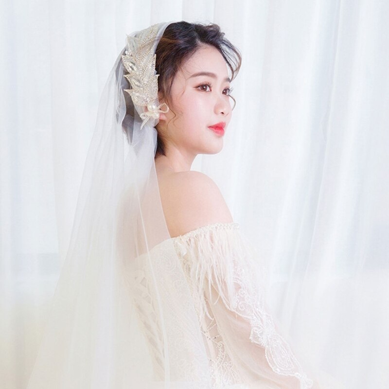 Women Lace Pearls Short Wedding Veil Cathedral Ivory Bridal Headdress Bride Marriage Accessory