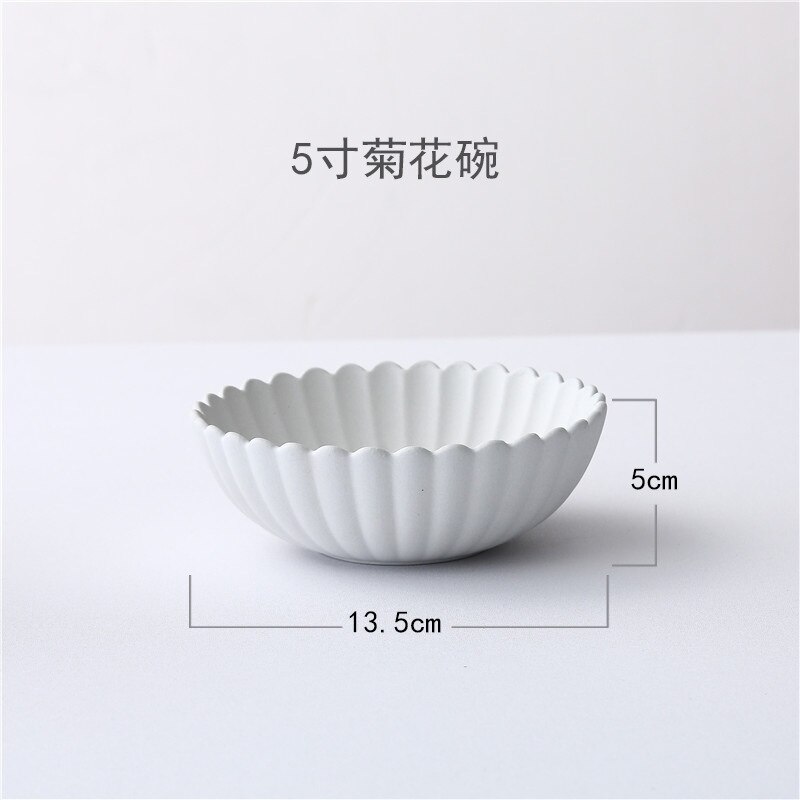 Japanese Style Chrysanthemum Ceramic Dinner Plate Dish Rice Salad Bowl Dessert Plate Dinnerware Set Decorative Tableware: 5 inch Daisy Bowl