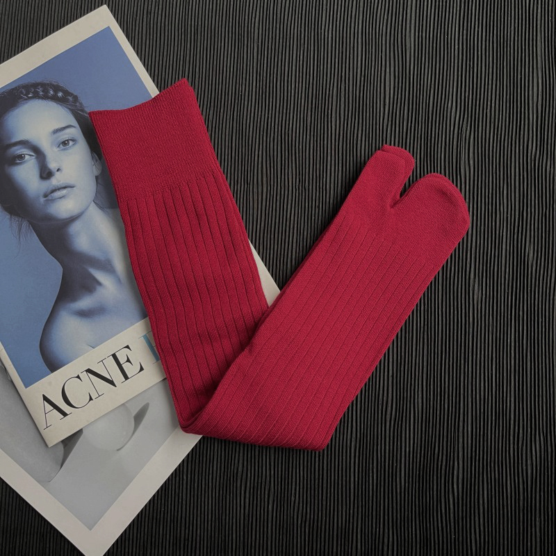 Alta qualidade penteado algodão split toe mulher meias cor sólida simples confortável macio de dois dedos japonês harajuku feminino tabi sox: Verde exército