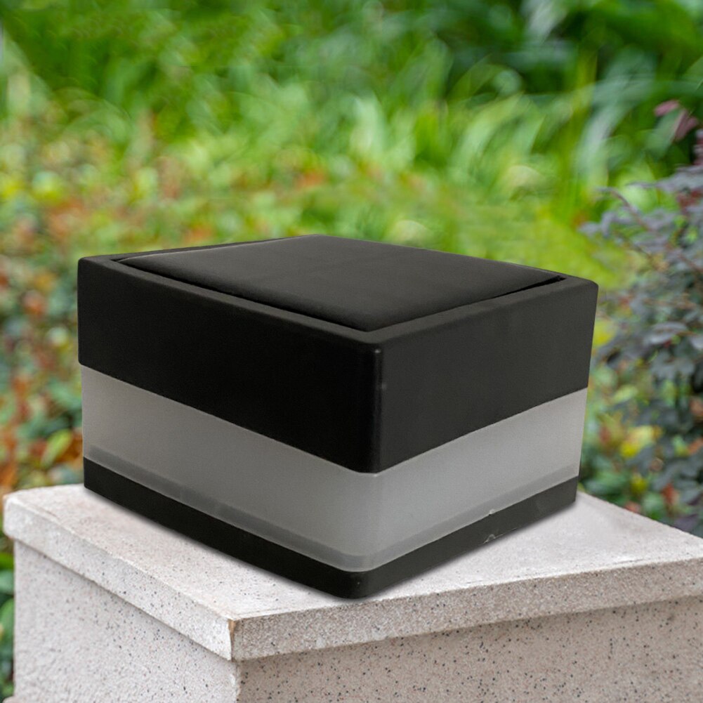 Imperméable à l'eau Lumière de Pilier Solaire de Jardin Extérieur Poteau LED Clôture Lampadaire Cour Extérieure Villa Paysage Lumière