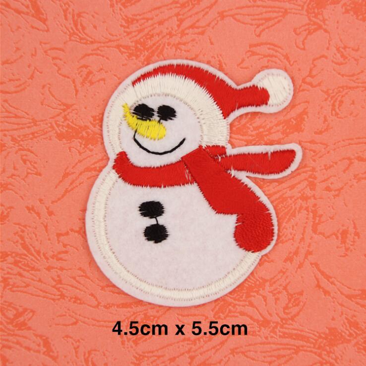 1Pcs Christmas Style Patch For Clothing Iron On Embroidered Sew Applique Cute Patch Fabric Badge Garment DIY Apparel Accessories: 1
