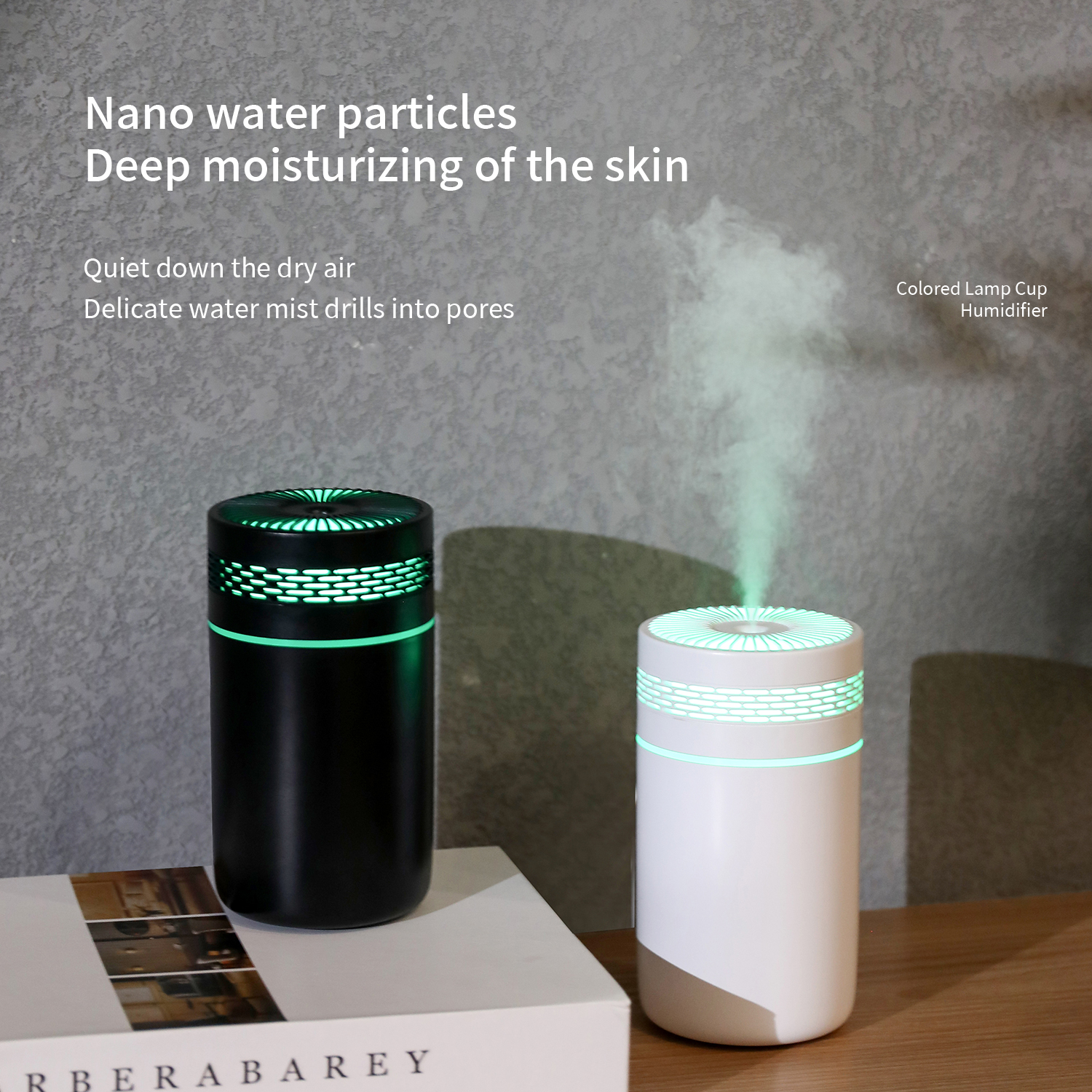 Auto-Luftbefeuchter, tragbarer Mini-Spray-Luftbefeuchter mit LED-Licht, USB-betriebener Aromatherapie-Öldiffusor für Schlafzimmer und Reisen