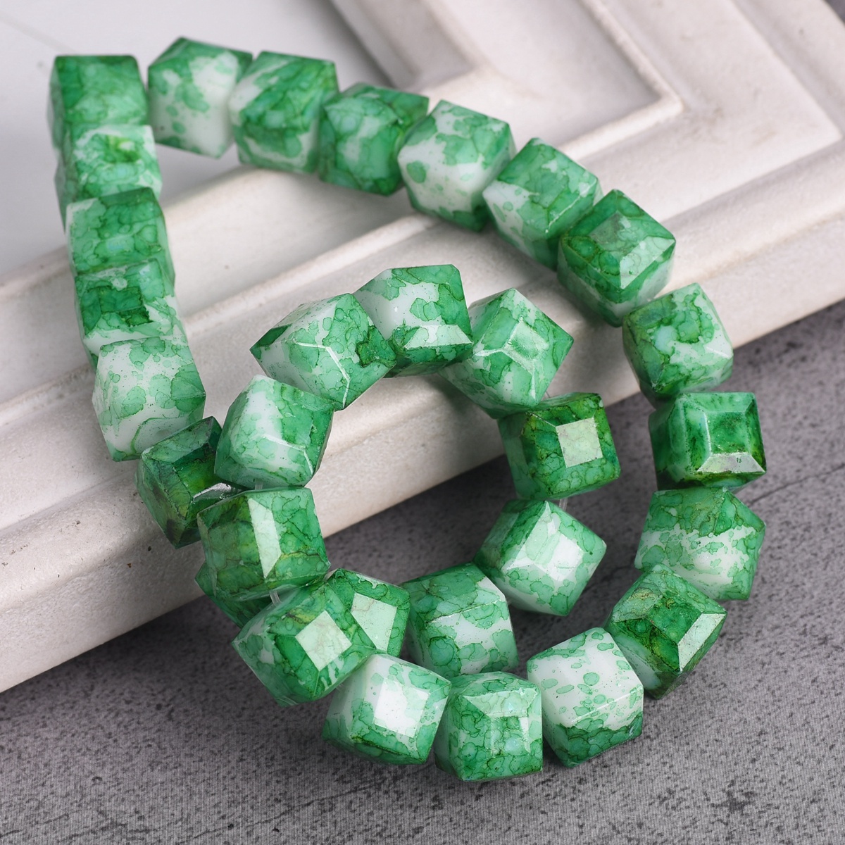 Kleurrijke Bekleed Kubus Vierkant Geslepen 8Mm 10Mm Opaque Glas Losse Ambachten Kralen Lot Voor Sieraden Maken Diy craft Bevindingen