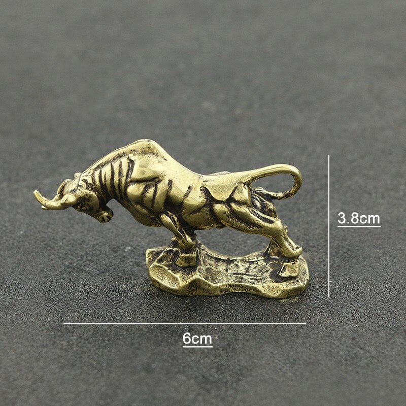 Mini Brass Wall Street Bull Statue Animal Figure Props Sculpture Home Office Party Bar Desk Decoration Ornament Funny Toy