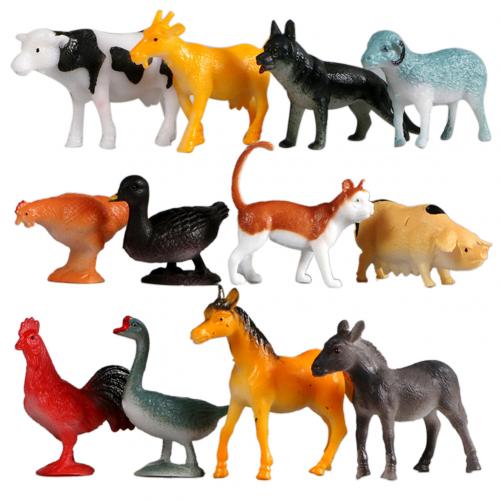 12 stk mini realistisk hest hund gris gård dyr pvc modell bord dekor barn leketøy barn pedagogiske leker for barn: En