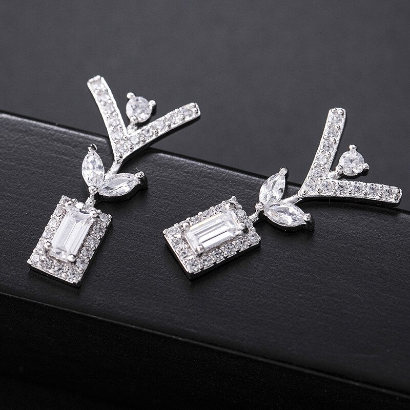 European and American big-name earrings geometric earrings square copper micro-inlaid zircon earrings simple banquet earrings cr