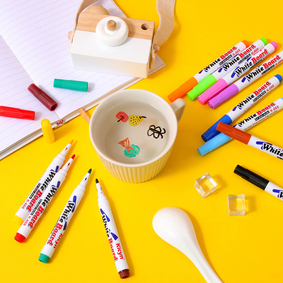 8/12 couleurs magique eau flottant étudiant peinture brosse tableau blanc marqueurs stylo Suspension enfants éducatif peinture stylo