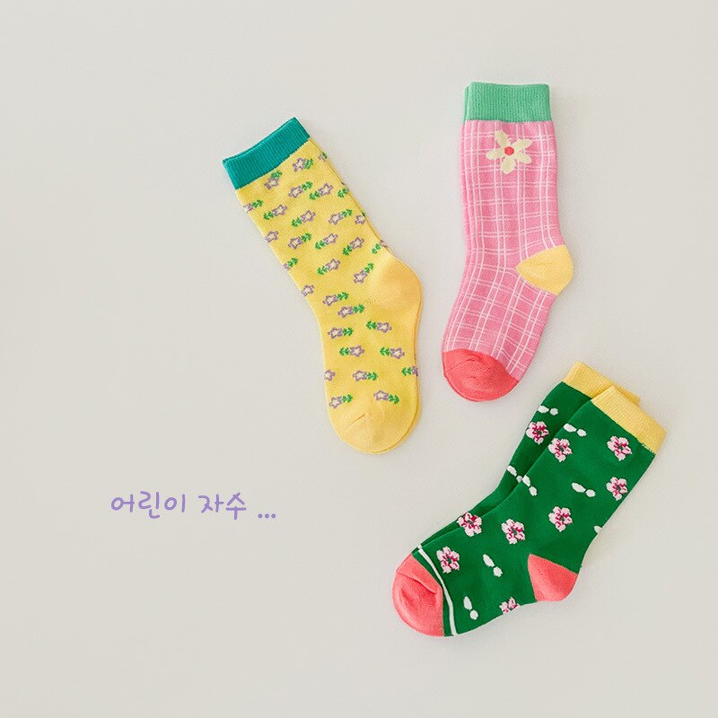 3 paia/lotto Z286 primavera Cototn floreale Plaid coreano ragazze calzini al ginocchio calzini ragazze bambini calzini
