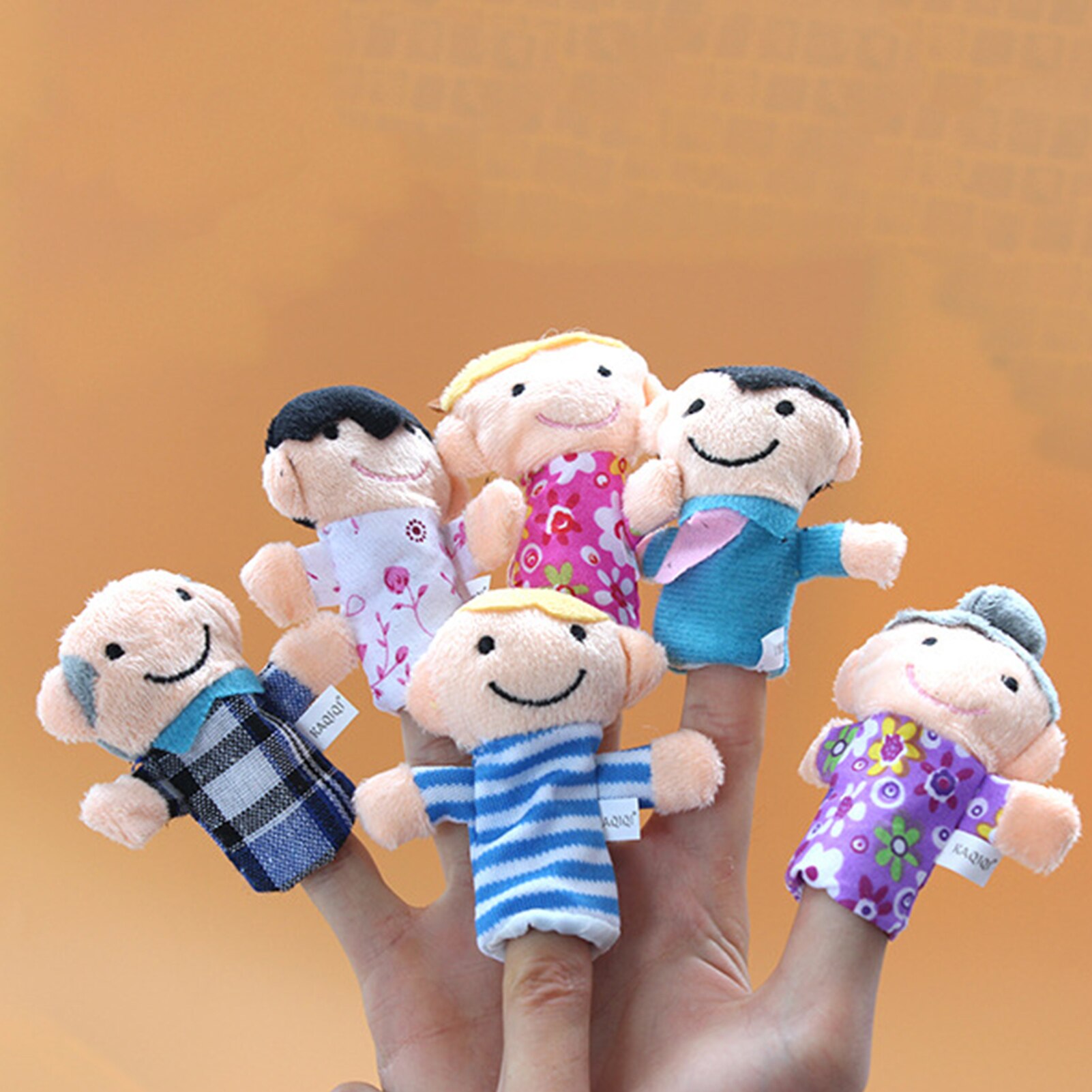 6Pcs Finger Toy Family Members Image Cute Hand Puppet Miniature Size Early Educational Stories Toys for Children