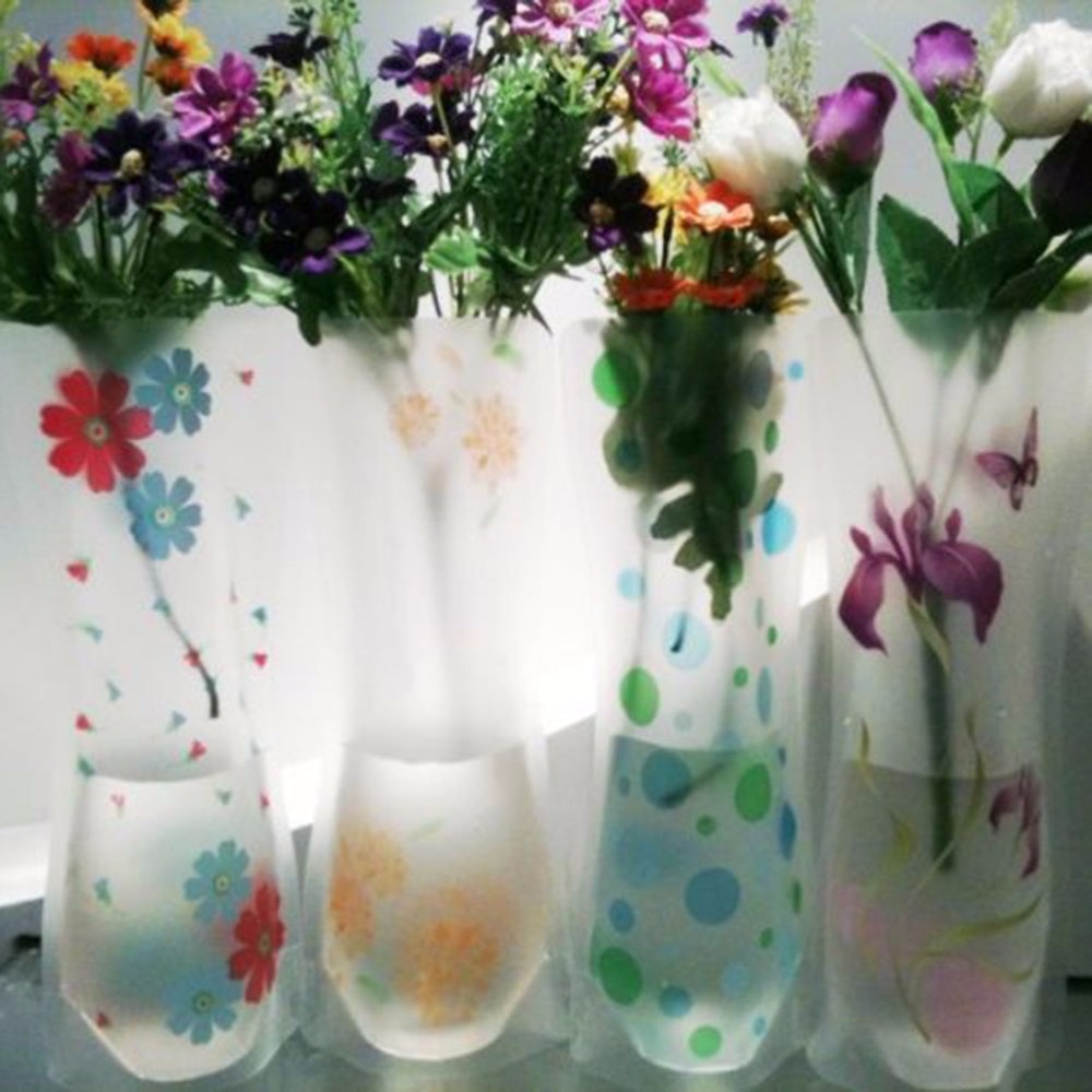 2 Pcs Portable Eco-friendly Flower Cute Foldable Vase Wedding Office Home Decoration Random PVC Plastic Flower Vase